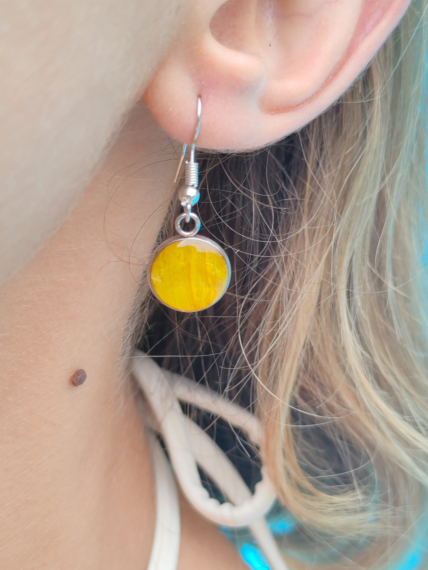 Boucle d'oreille crochet - Fleurs séchées - Pétale de rose jaune