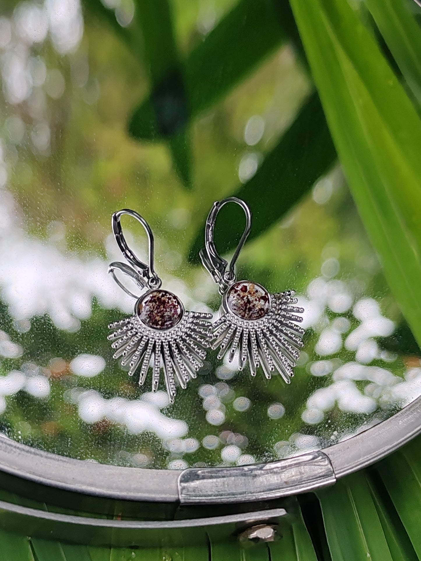 Boucle d'oreille Rayon - Fleurs séchées - Fragmets de roses