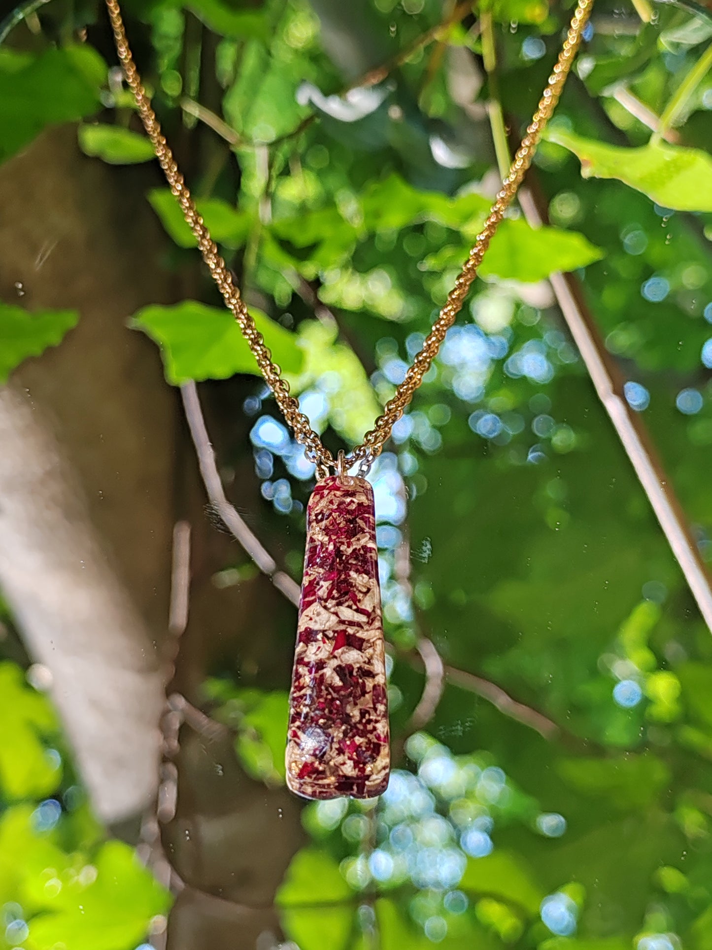 Collier - Fleurs séchées - Fragments de roses